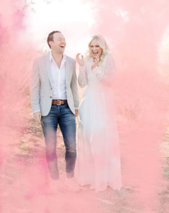 sneakpeek, gender reveal, it's a girl, pink smoke, pregnancy, fort worth midwifery